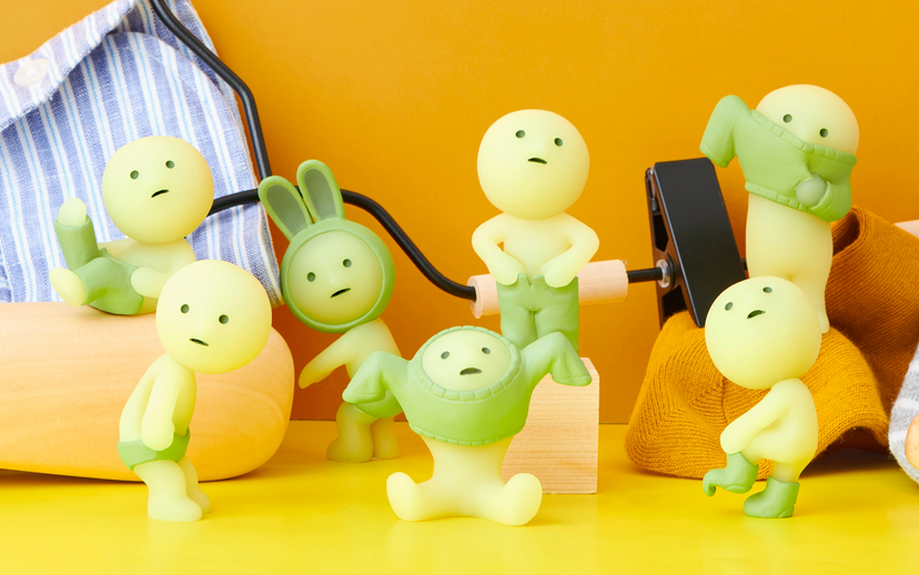 SMISKI Dressing Series - Collector Desk Ready